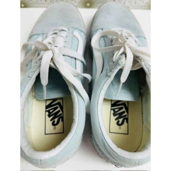 Vans baby blue Old Skool skate shoe. Size 7(M), 8.5(W) - Picture 3 of 8